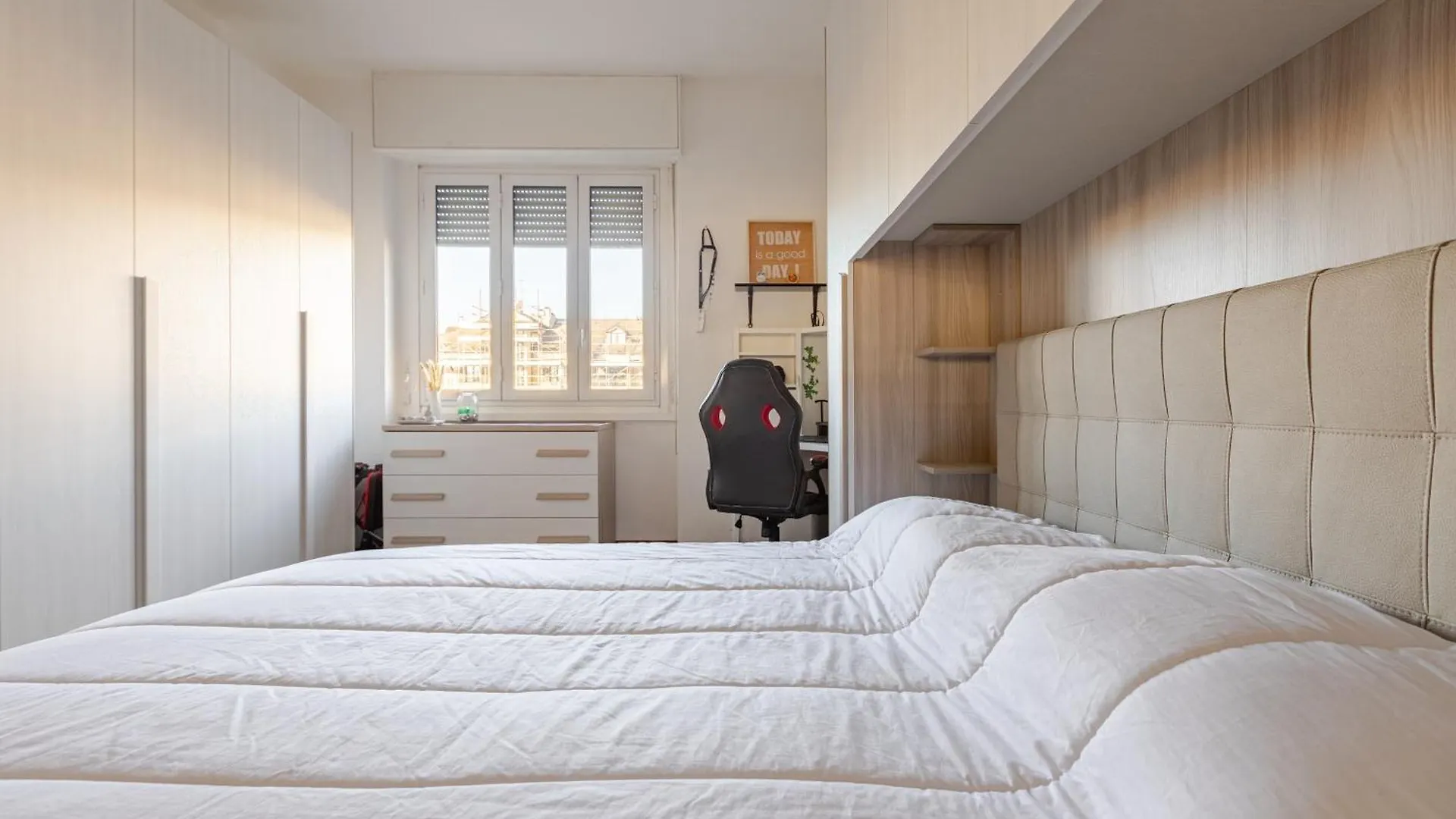 Modern Apartment Near Rogoredo Milán